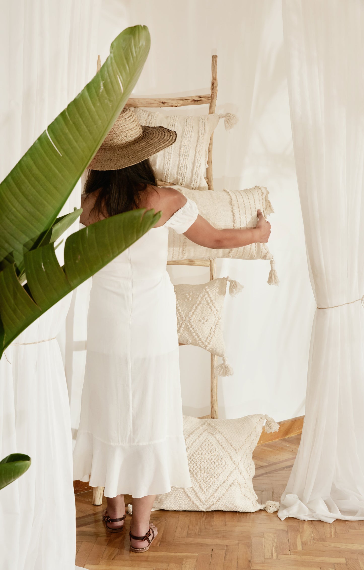 Decorative Towel/Blanket Ladder - Bohowoodland